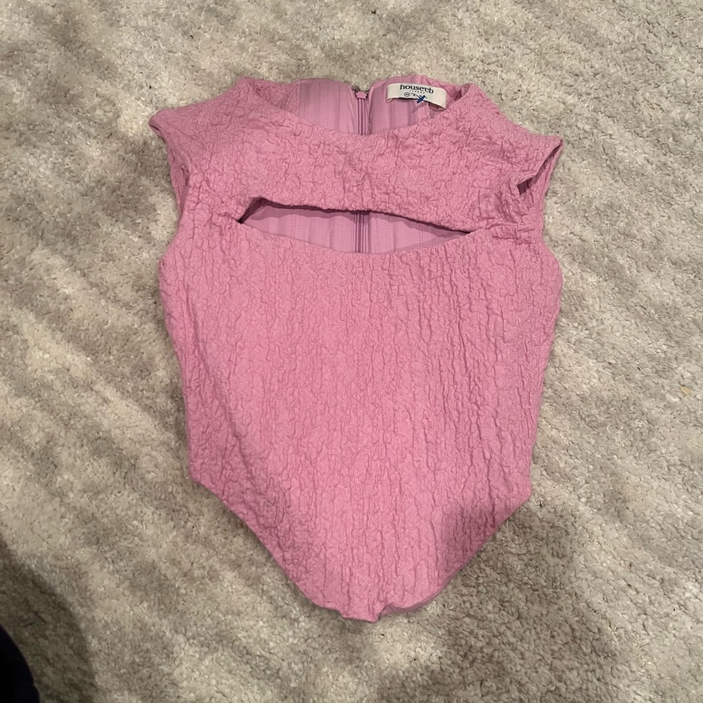 Elegant Pink Textured Women's Top - Picture 2 of 4
